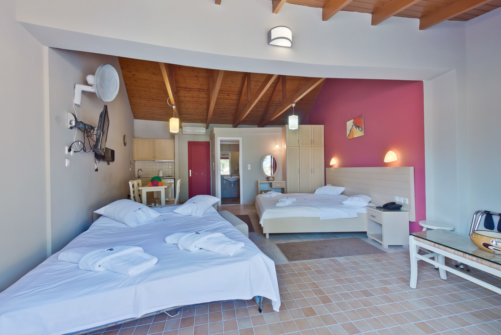 Rouda Bay Beach Hotel Микрос-Гиалос Экстерьер фото