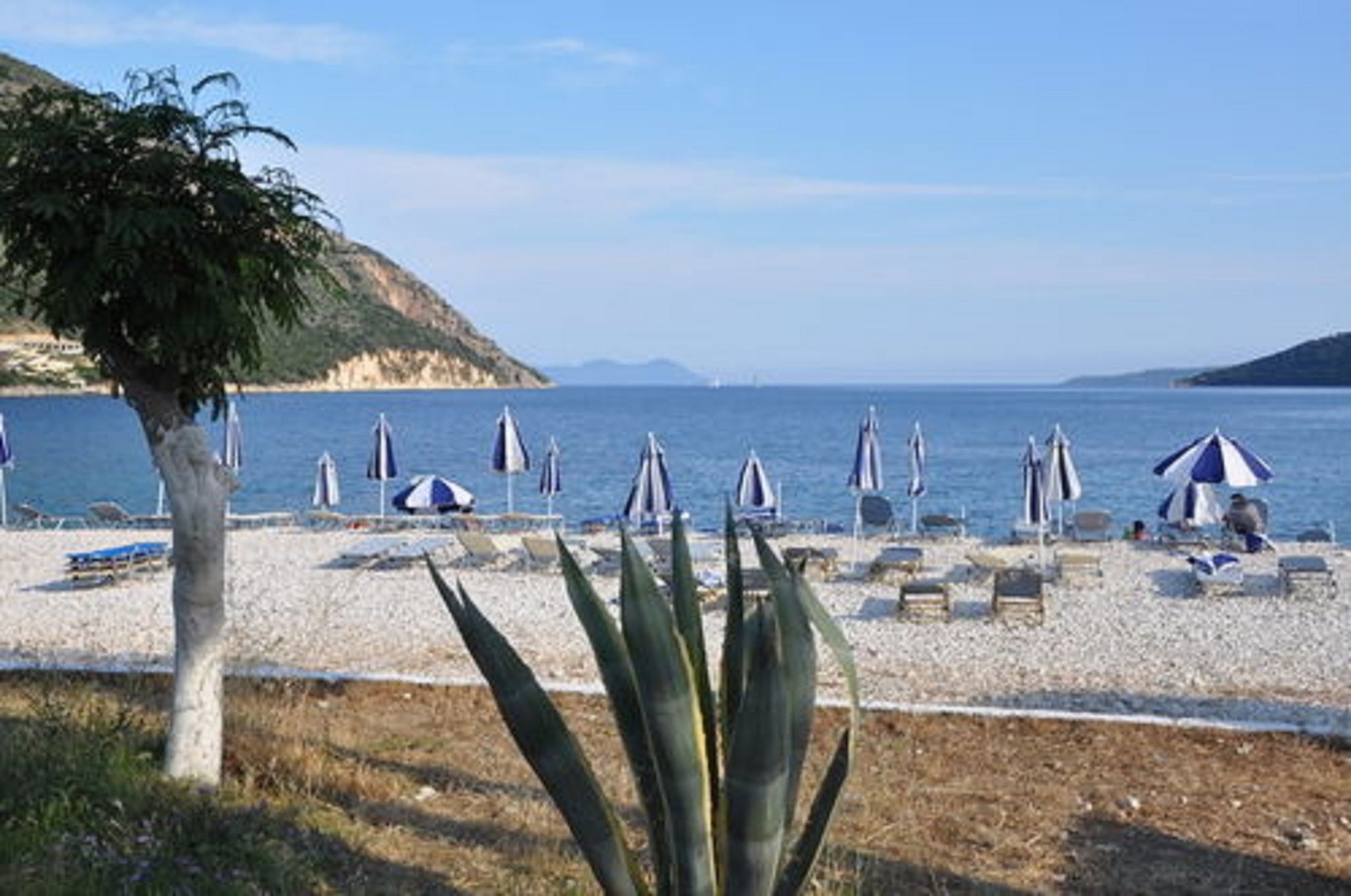 Rouda Bay Beach Hotel Микрос-Гиалос Экстерьер фото