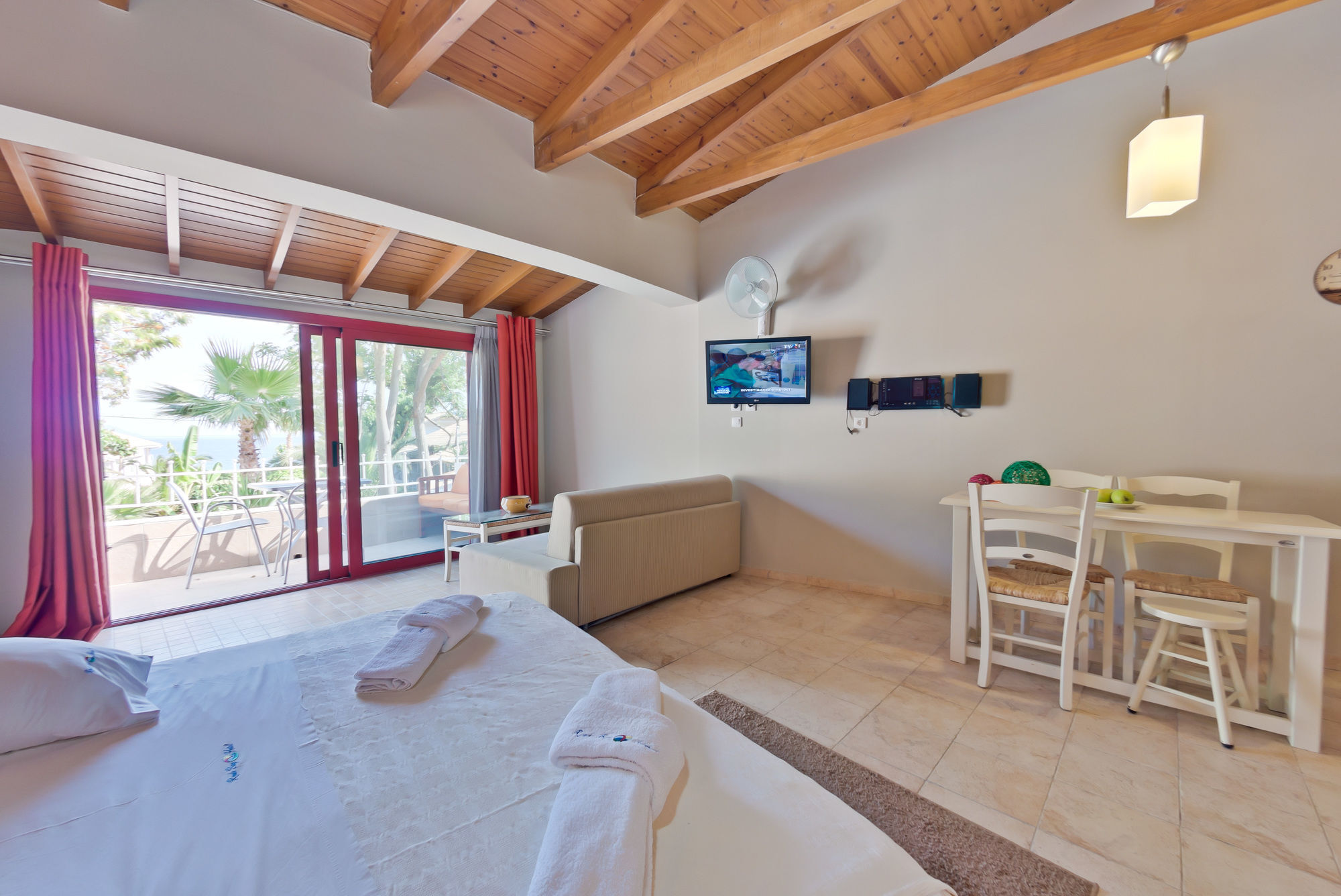 Rouda Bay Beach Hotel Микрос-Гиалос Экстерьер фото