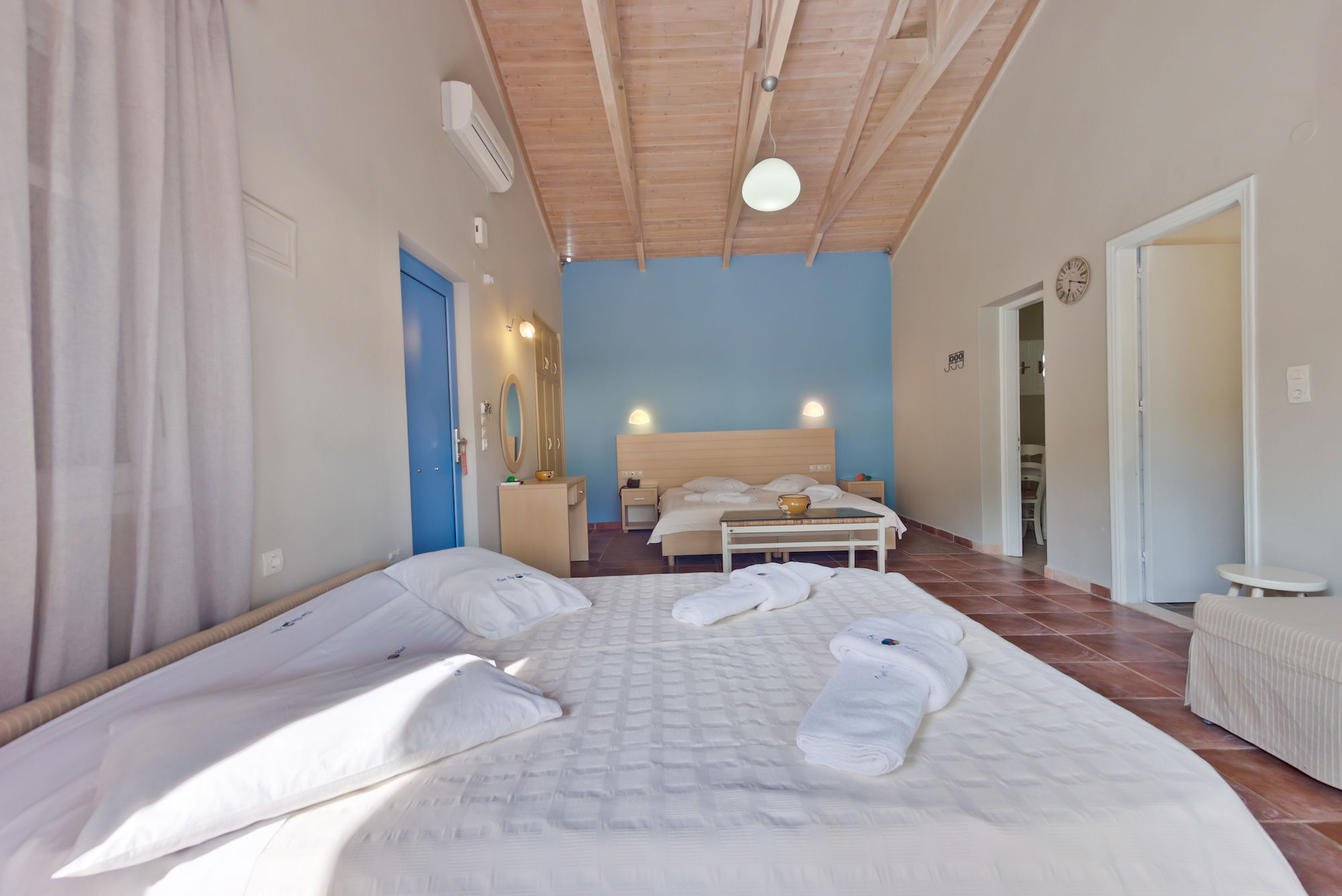 Rouda Bay Beach Hotel Микрос-Гиалос Экстерьер фото